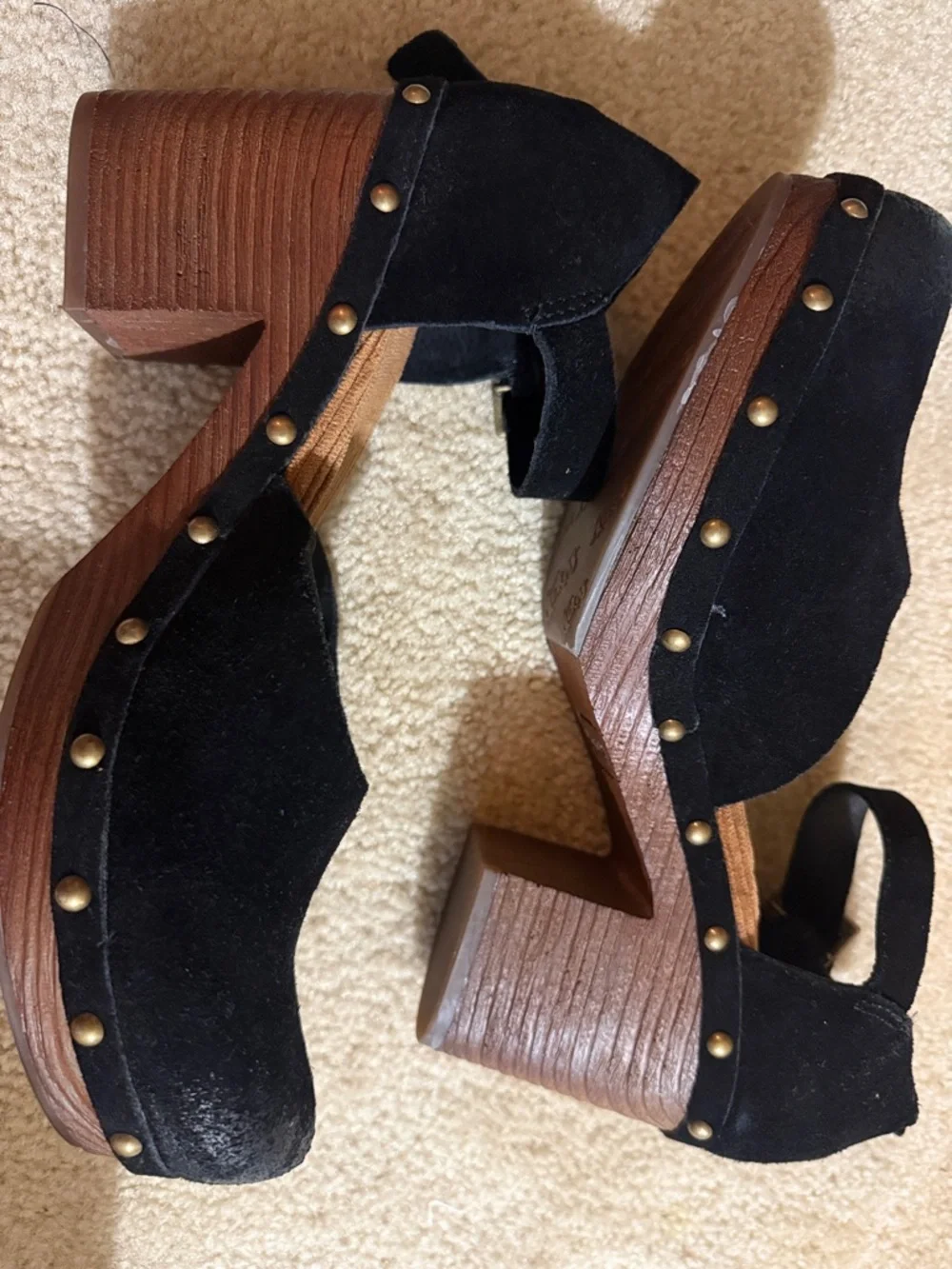 Korks Evah Women's Black Suede Ankle-Strap Heels size 9.5